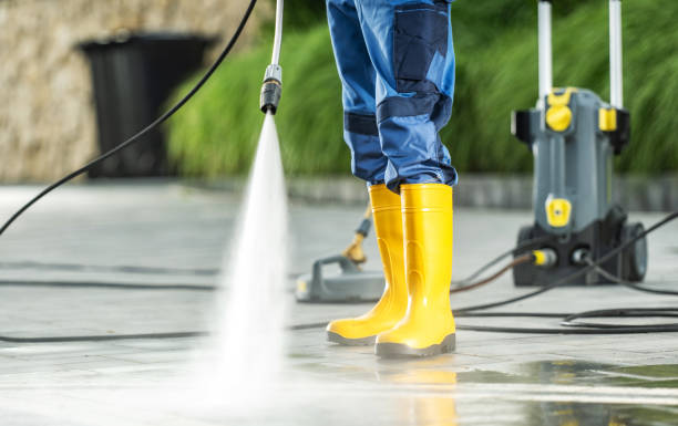 Why Choose Our Certified Pressure Washing Experts for Your Project Needs in Dumbarton, VA?